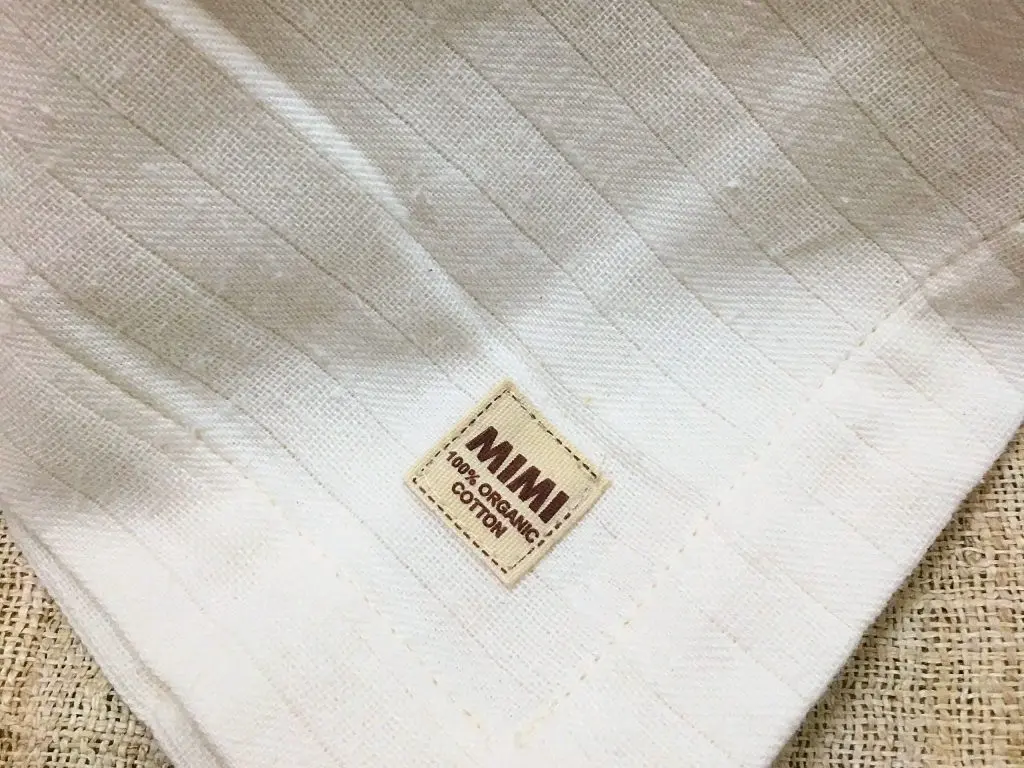100-muslin-organic-cotton-towel-1024x1024.webp