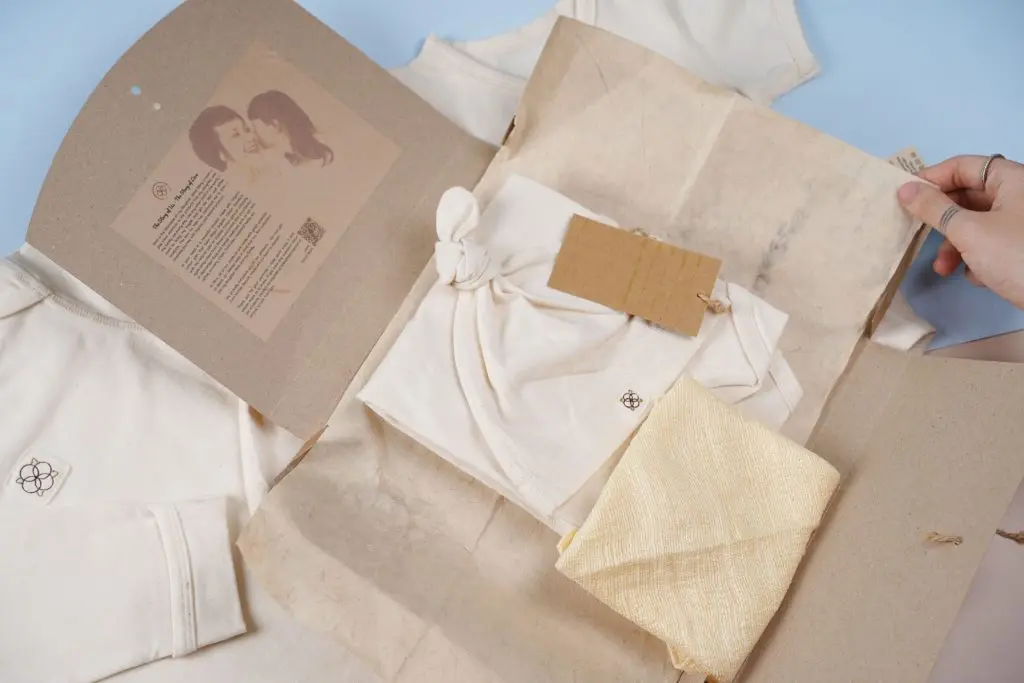 mimi-giftset-1t-06-2-1024x683.webp