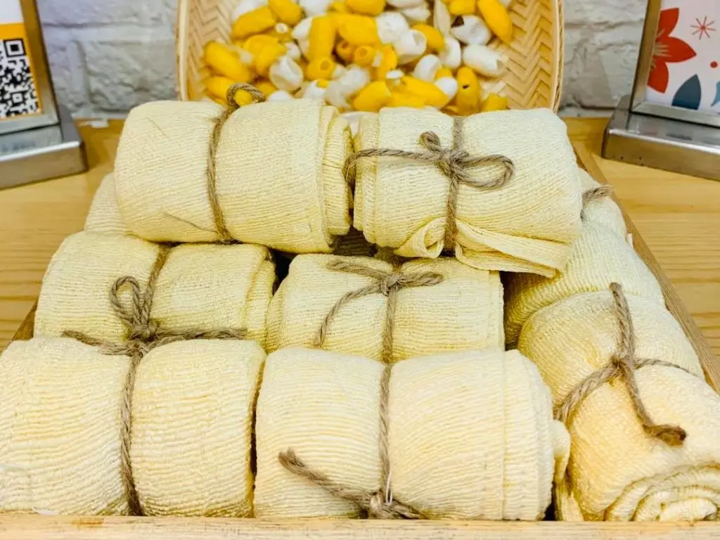 Mimi 100% Natural Mulberry Silk Face Towel, Raw Natural Yellow