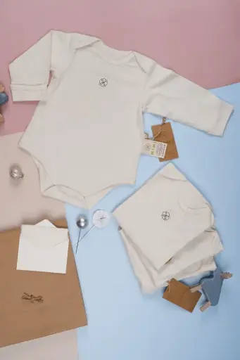 [503GS10] Baby's First Year Box Gift Set 